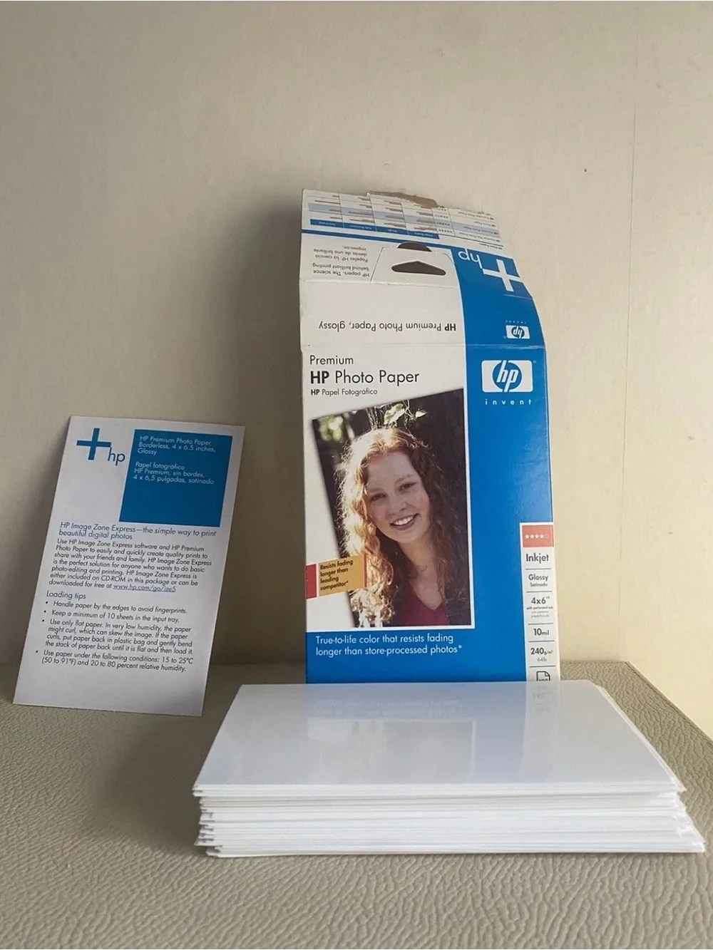 Hp Premium 90 Pages Of Photo Paper-glossy 4x6 & 40 Pages Of Canon Matte Photo